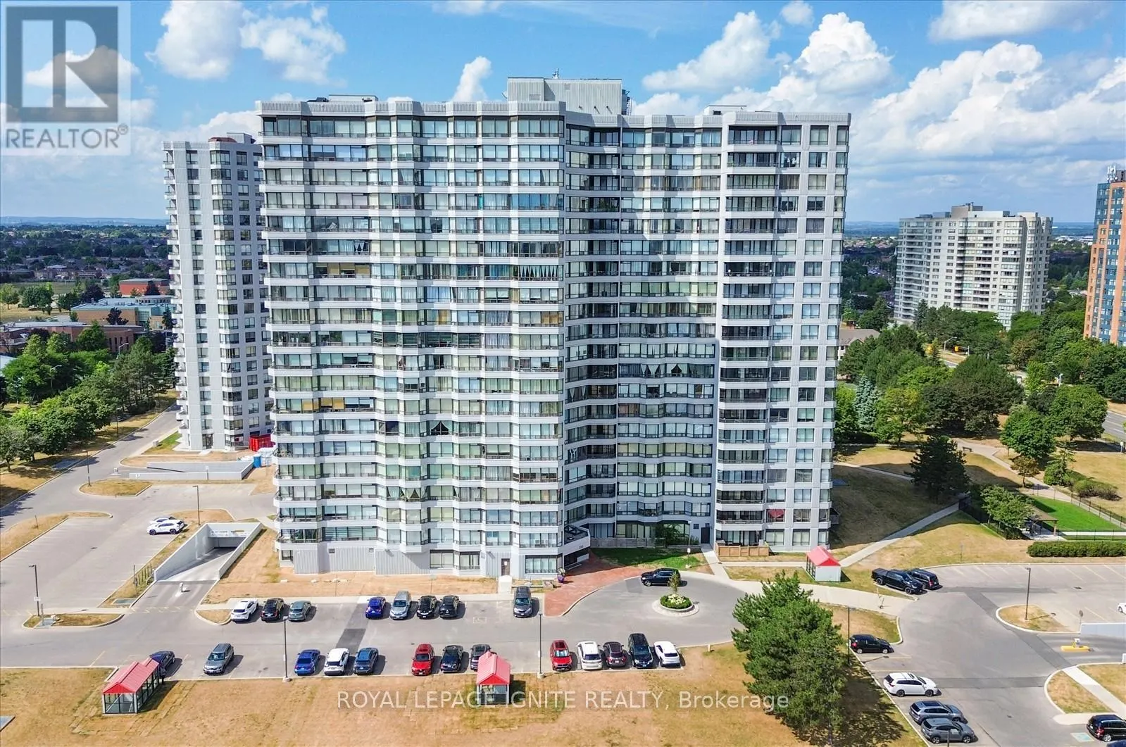 1801 - 330 ALTON TOWERS CIRCLE