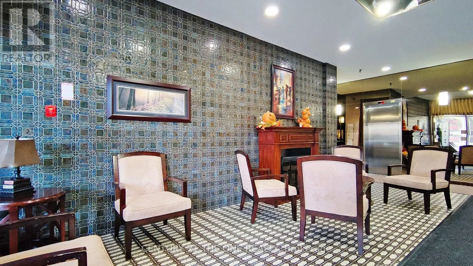 808 - 121 LING ROAD
