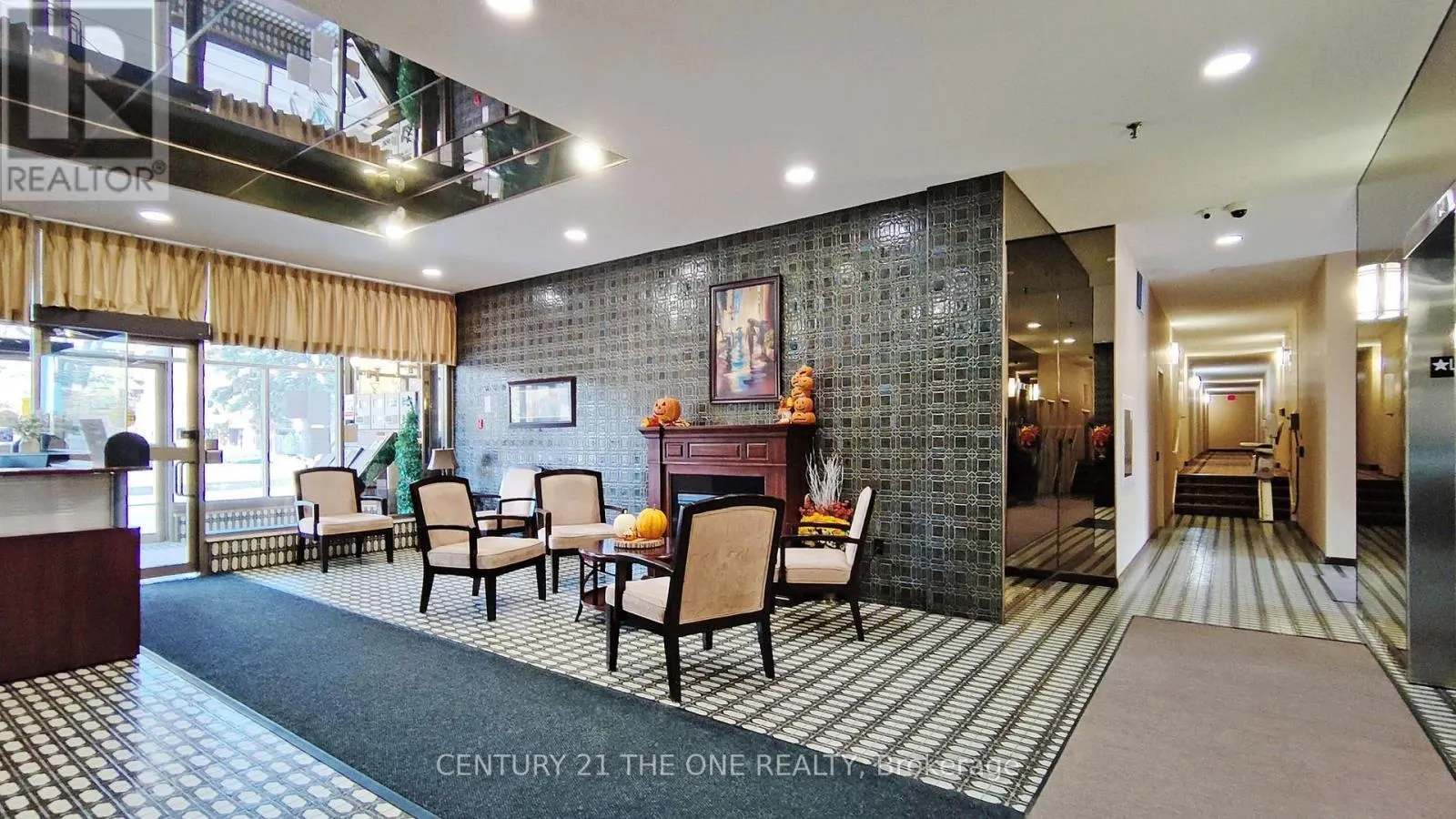 808 - 121 LING ROAD