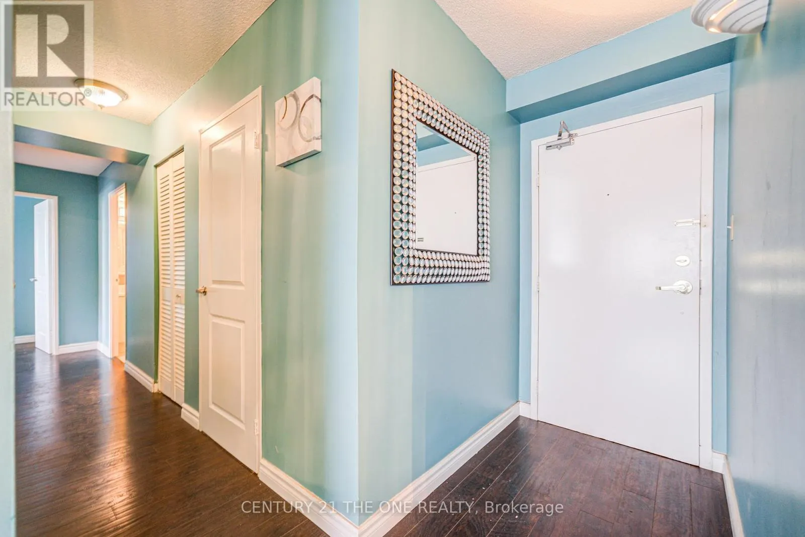 808 - 121 LING ROAD