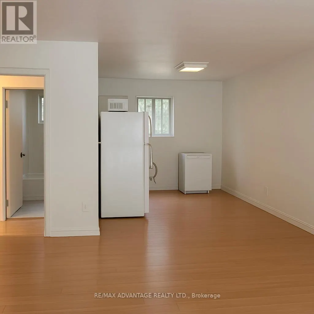 1 + 2 - 106 HUBBARD BOULEVARD, #1 + 2