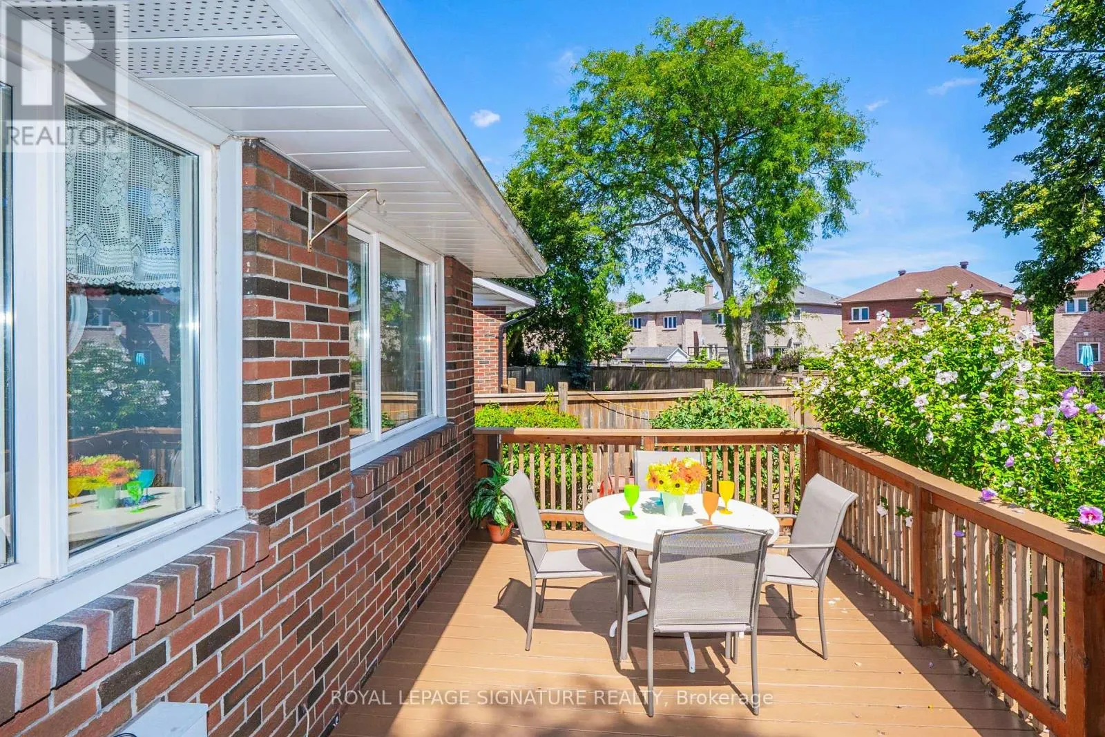 19 CASTLEMERE CRESCENT