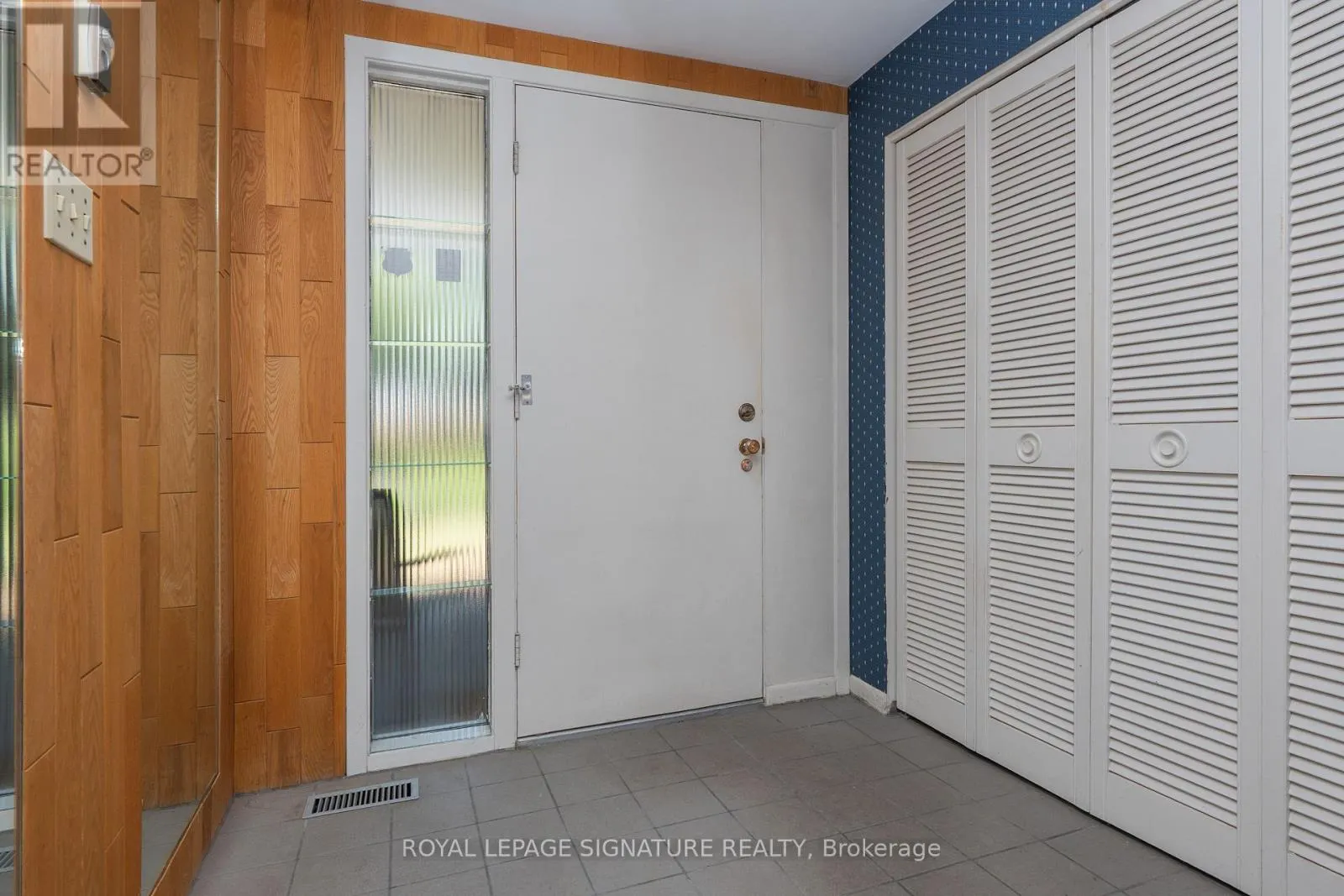 19 CASTLEMERE CRESCENT