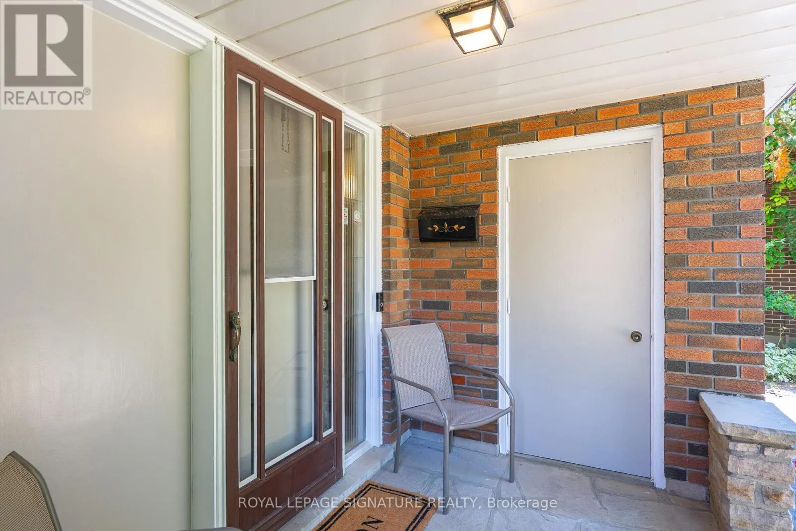 19 CASTLEMERE CRESCENT