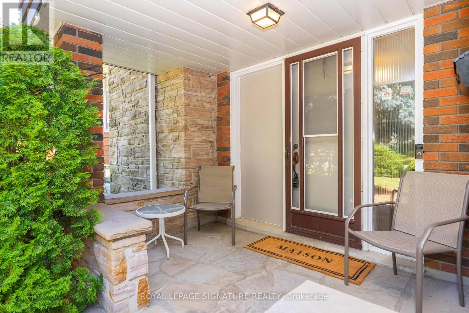 19 CASTLEMERE CRESCENT