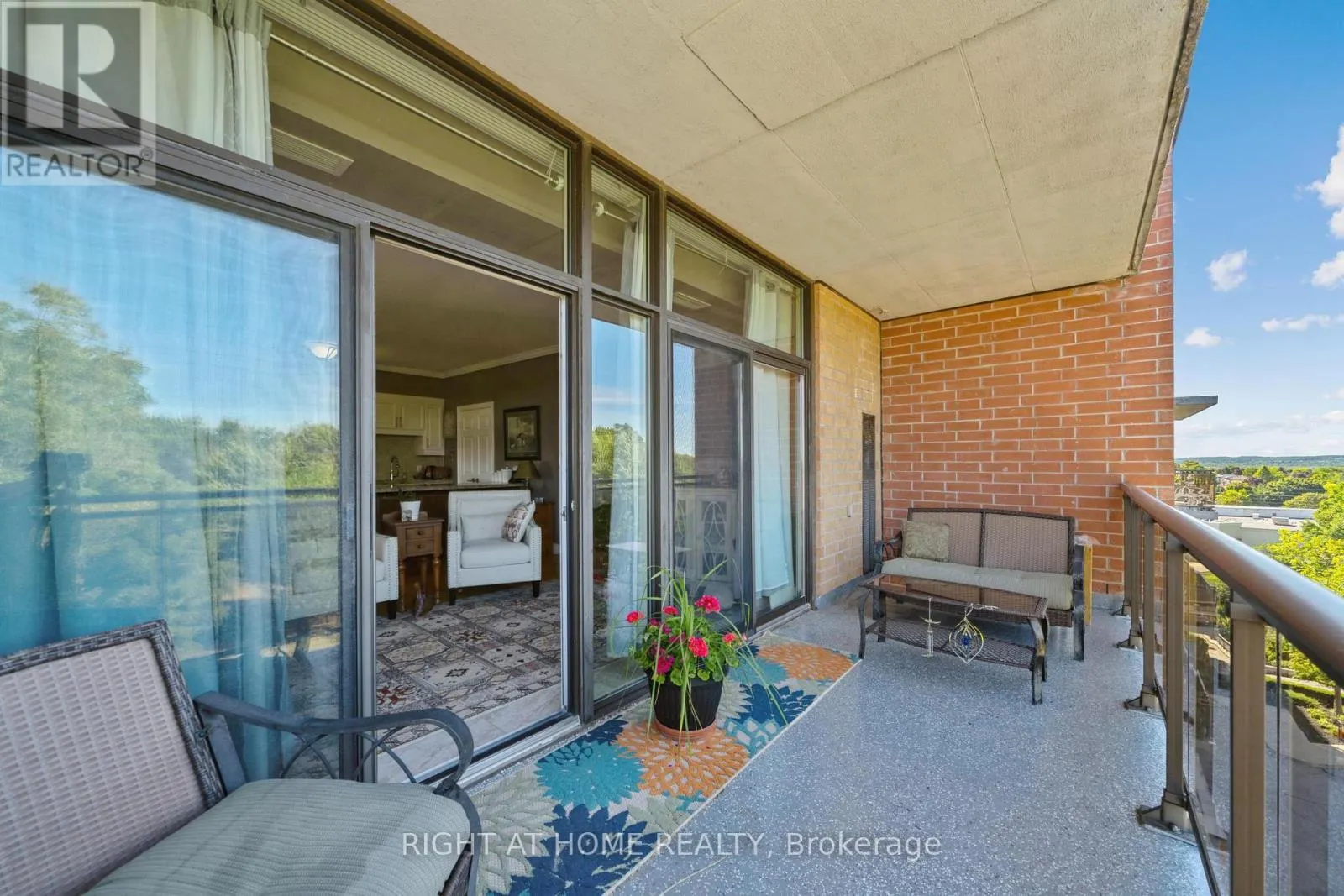502 - 171 SHANLY STREET, #502