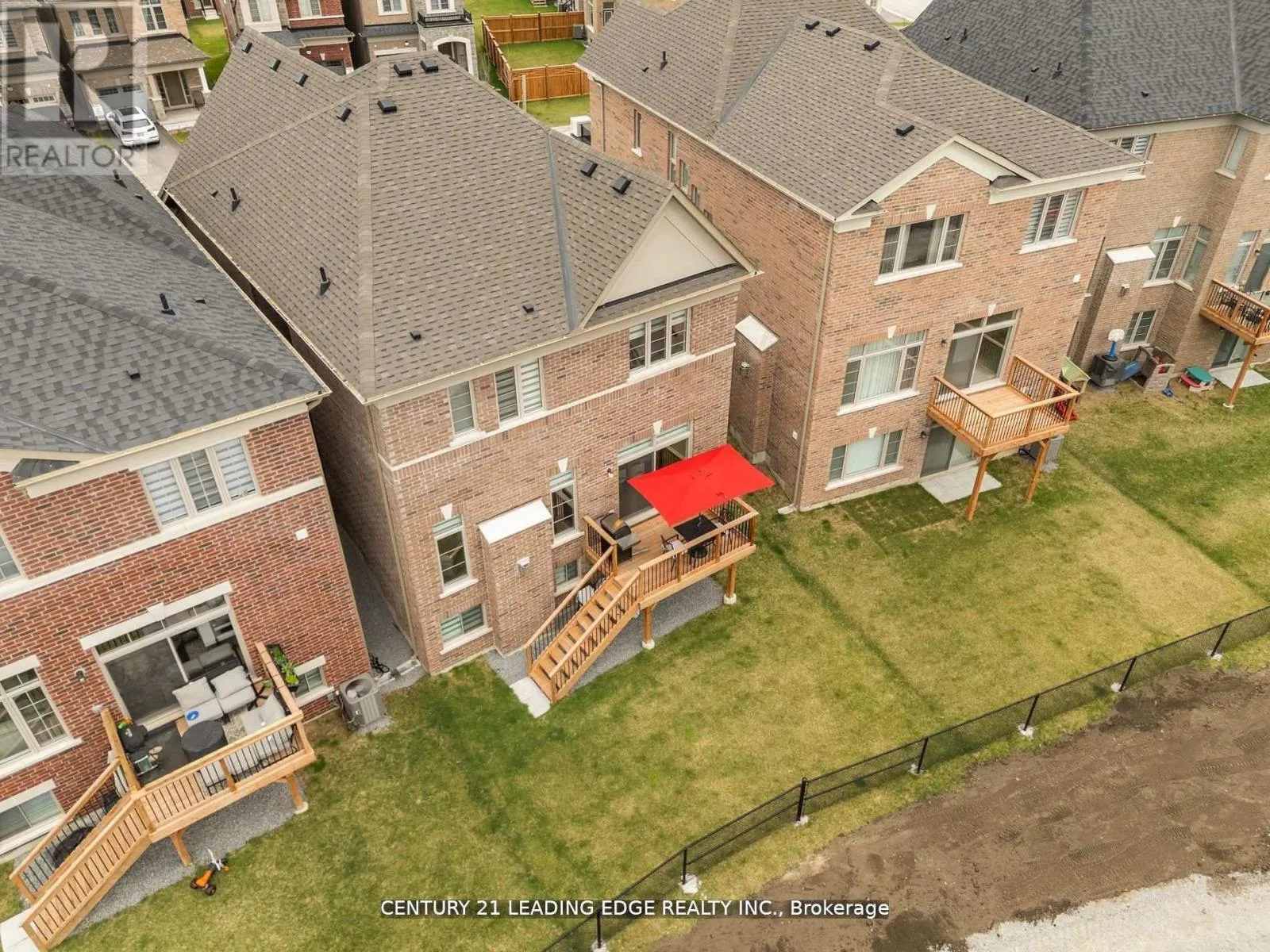 89 DEER RIDGE CRESCENT