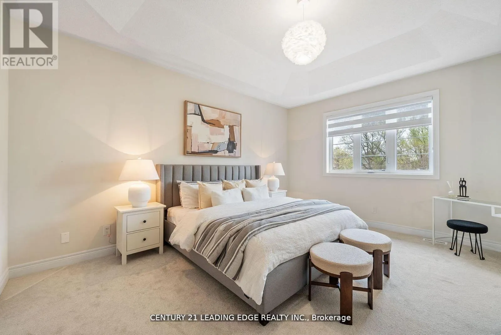 89 DEER RIDGE CRESCENT