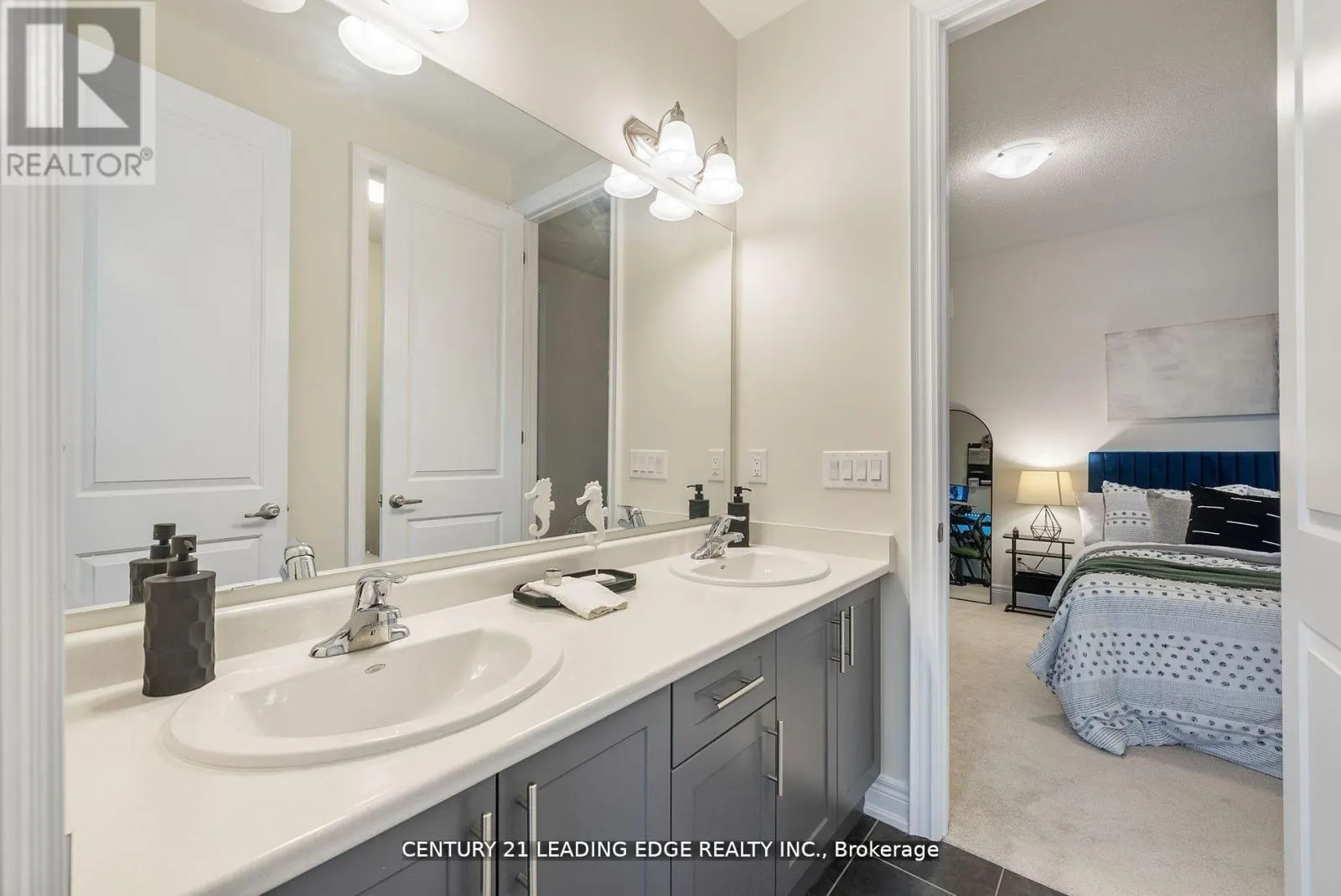 89 DEER RIDGE CRESCENT