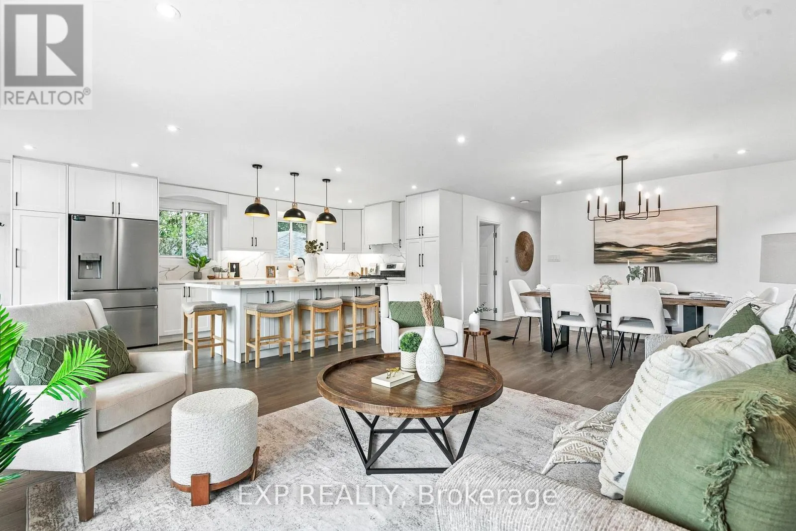5 MIDCROFT DRIVE