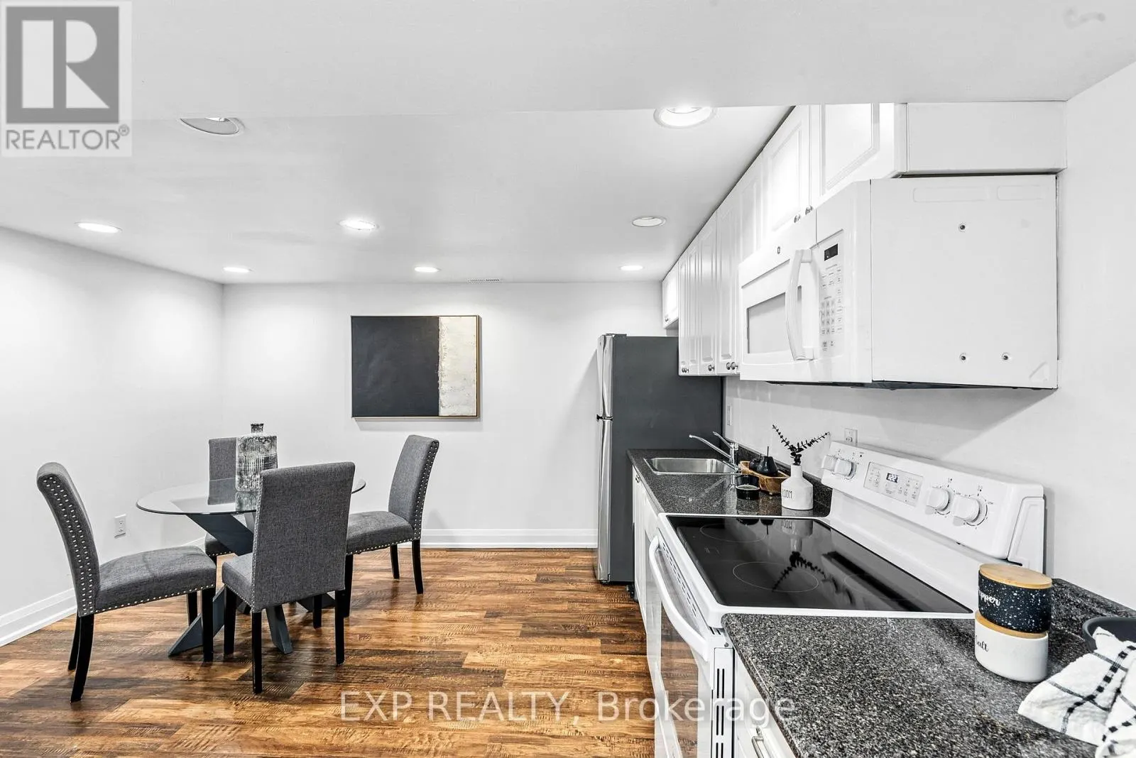5 MIDCROFT DRIVE