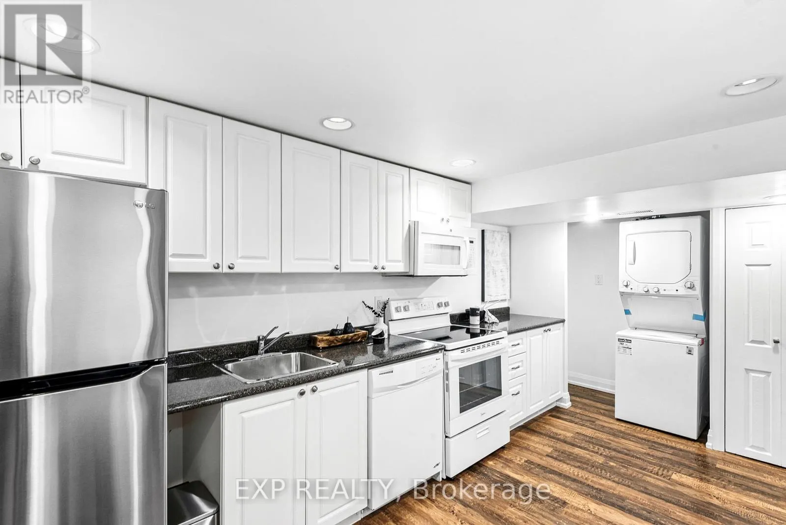 5 MIDCROFT DRIVE