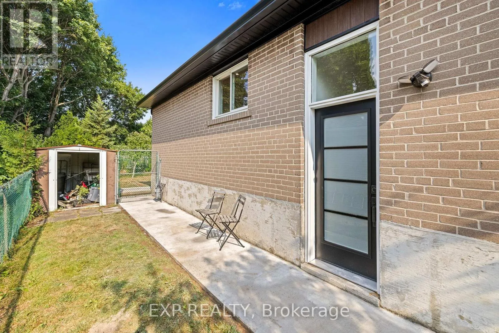 5 MIDCROFT DRIVE