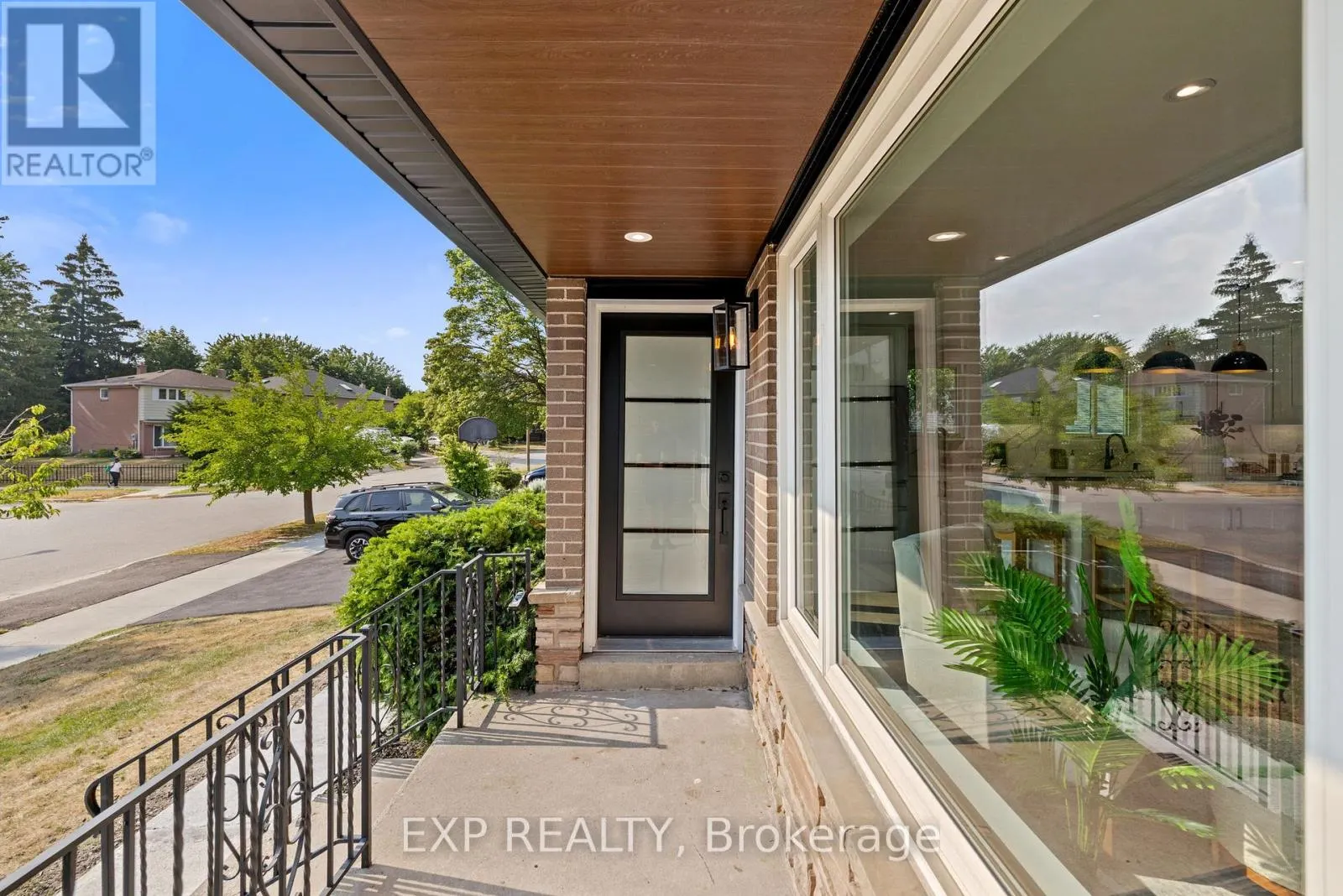 5 MIDCROFT DRIVE