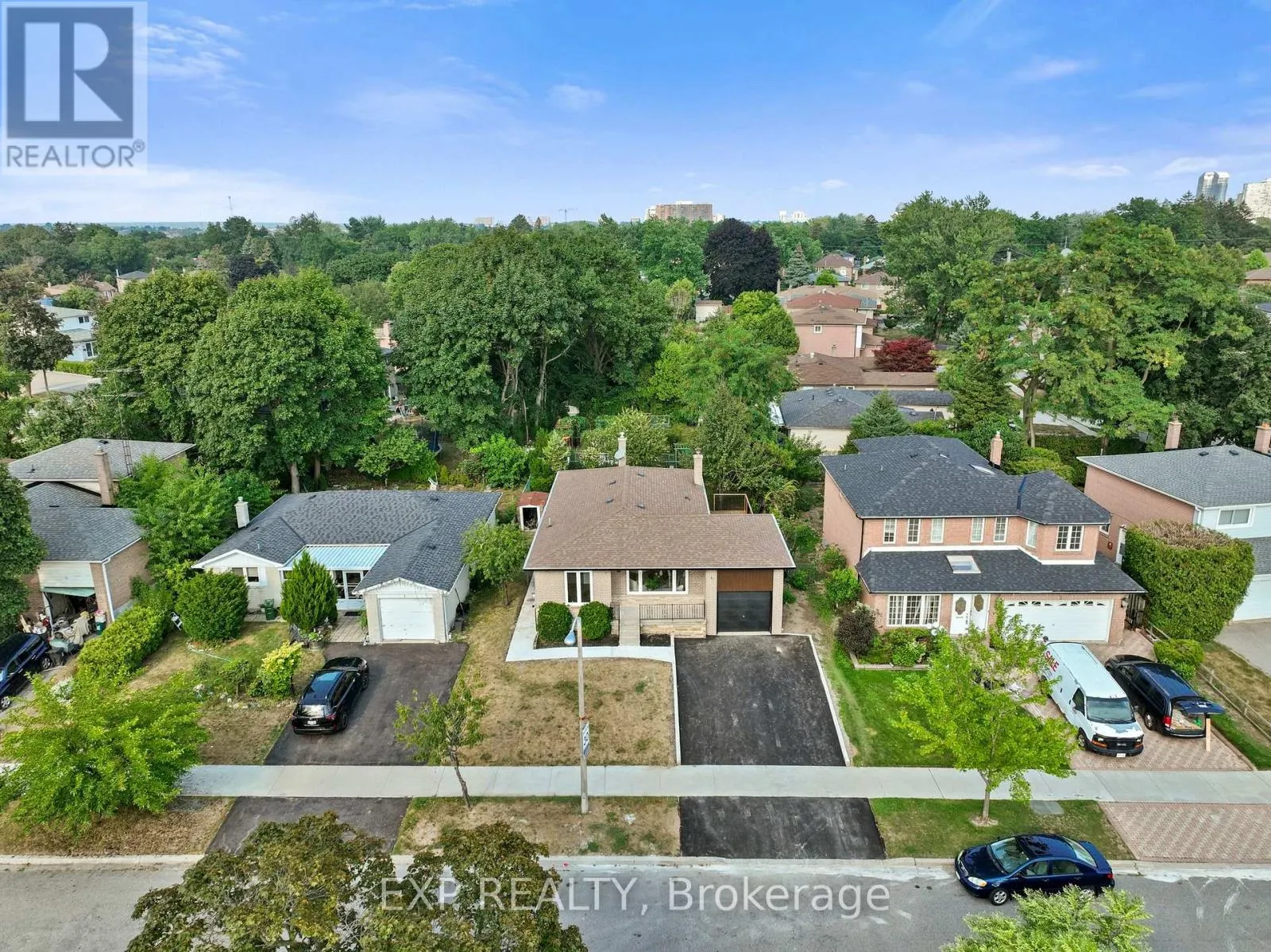 5 MIDCROFT DRIVE