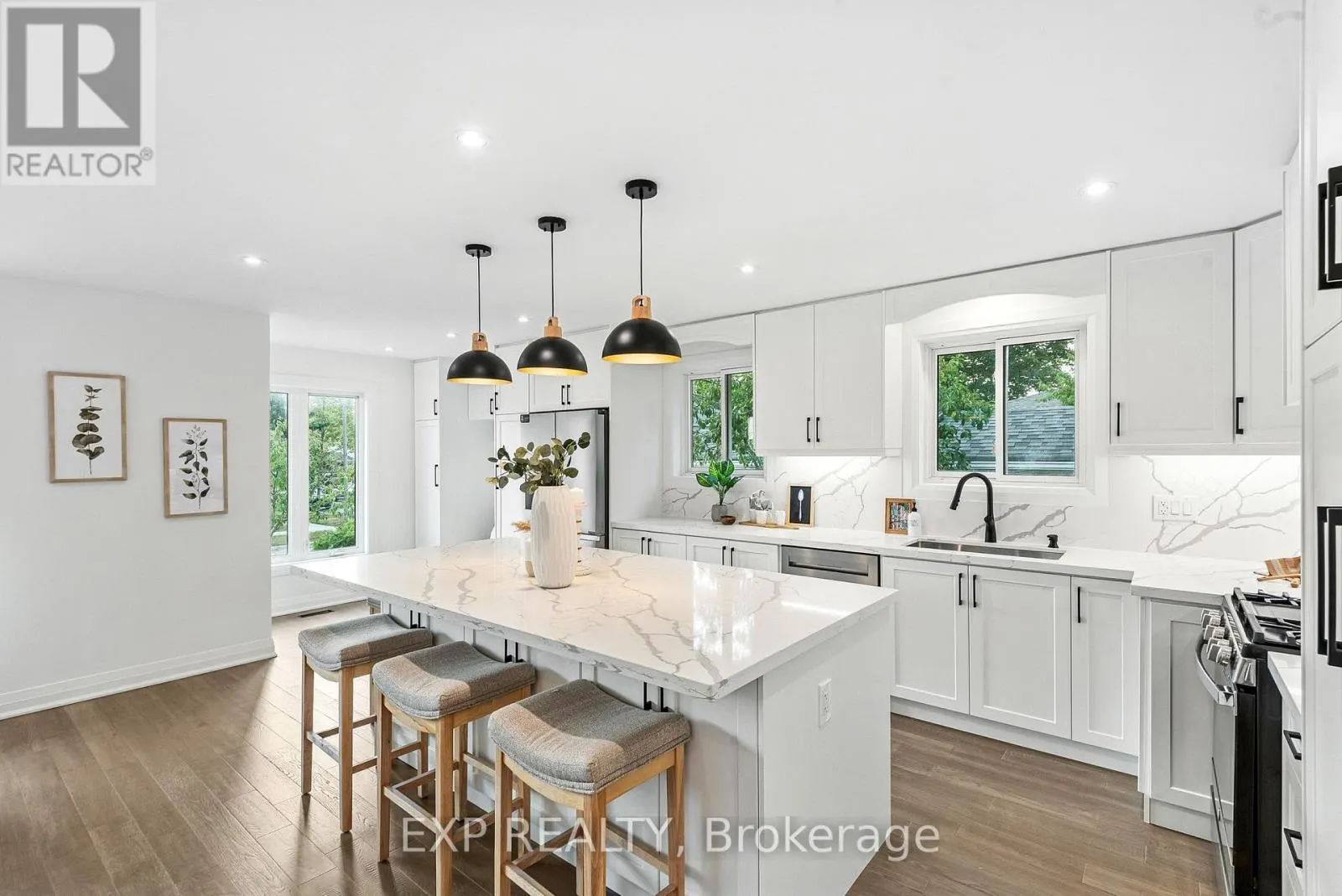 5 MIDCROFT DRIVE