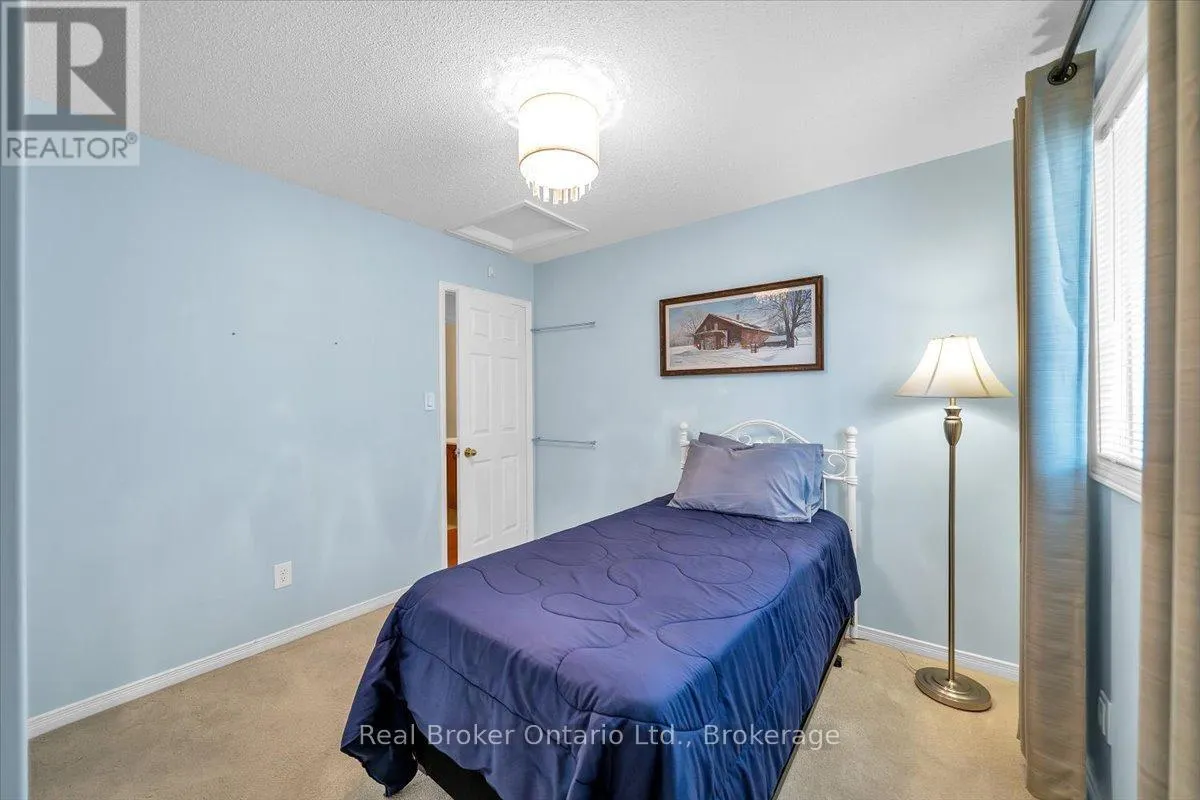 961 RIDGE VALLEY DRIVE