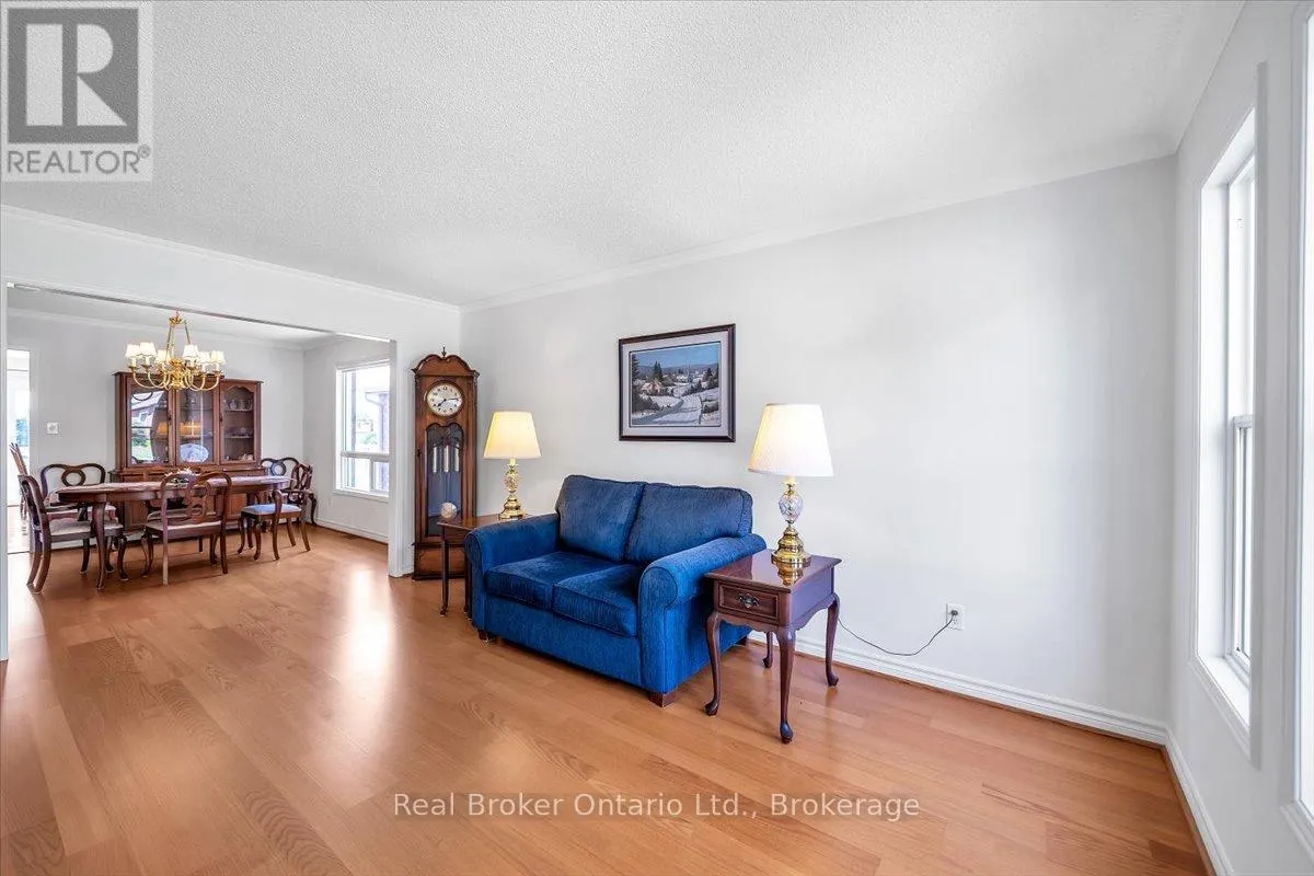 961 RIDGE VALLEY DRIVE