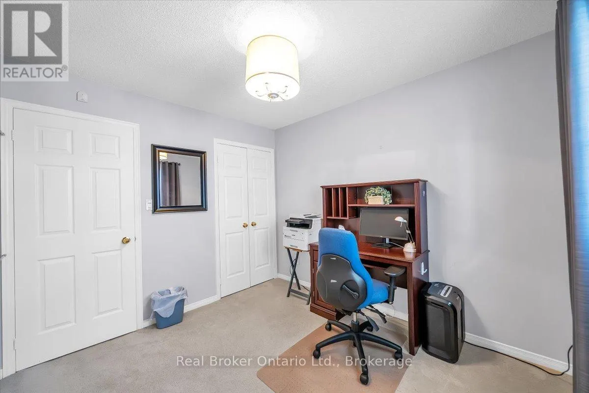 961 RIDGE VALLEY DRIVE