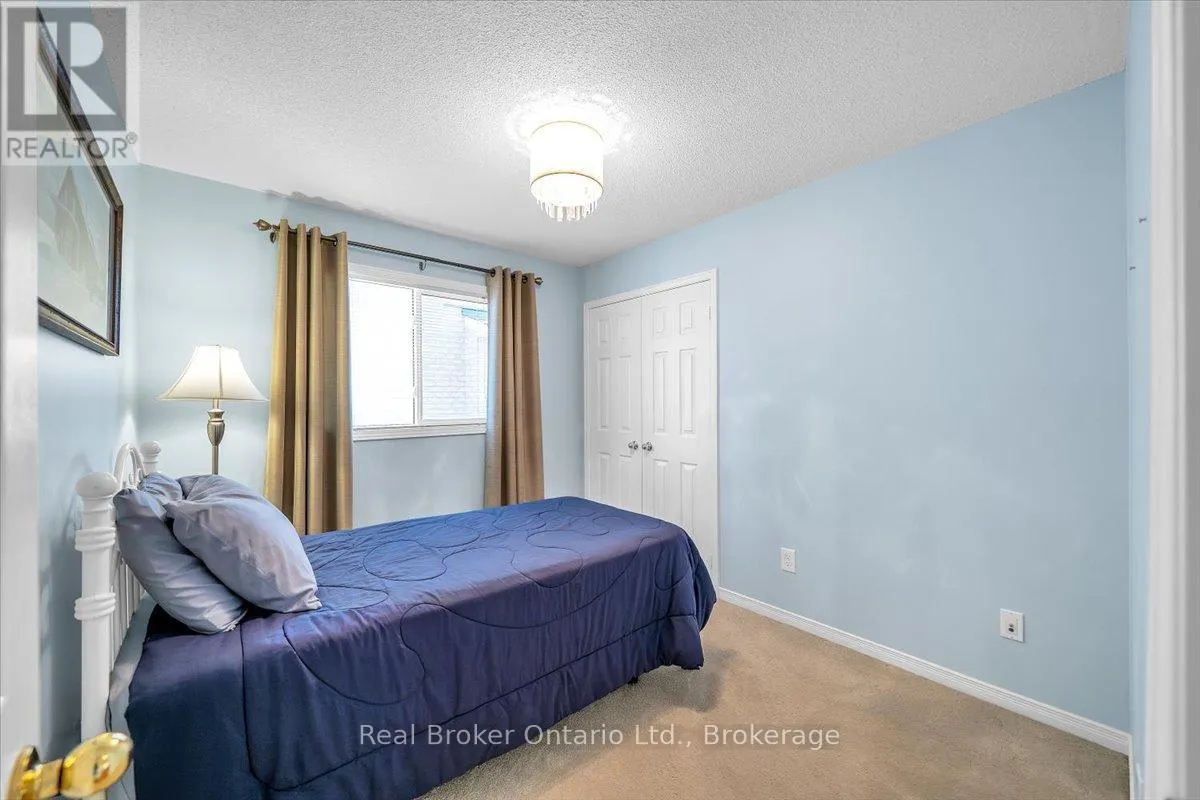 961 RIDGE VALLEY DRIVE