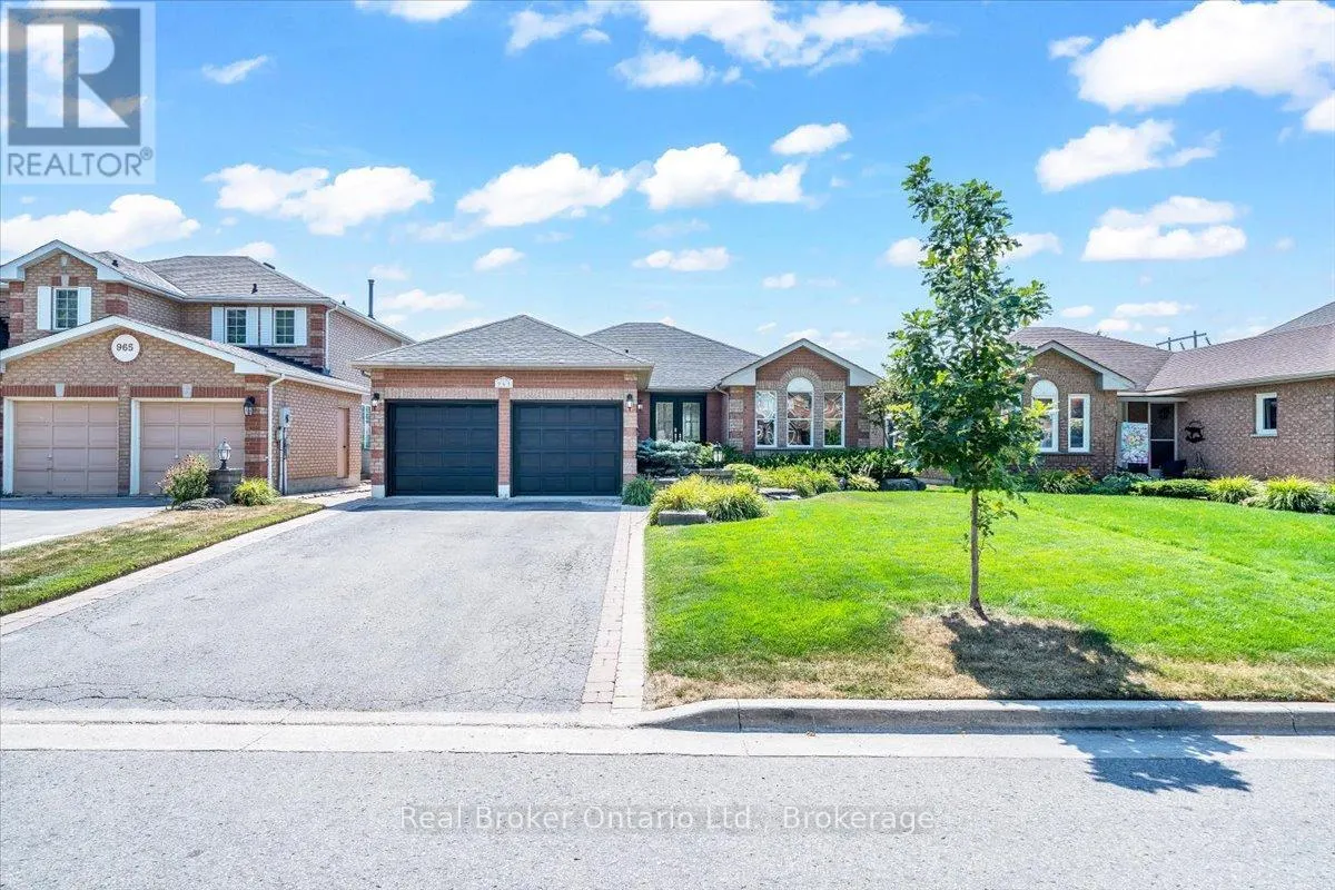 961 RIDGE VALLEY DRIVE
