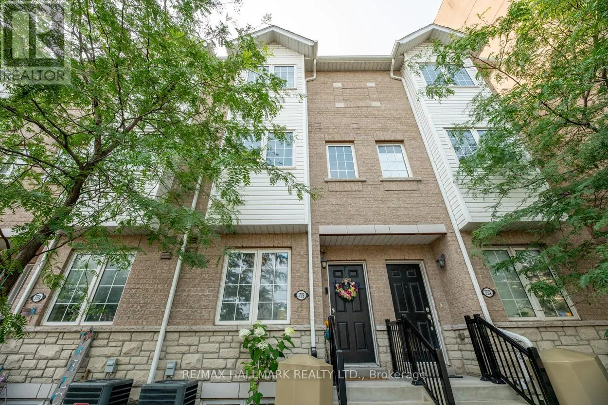 3757 B ST CLAIR AVENUE E