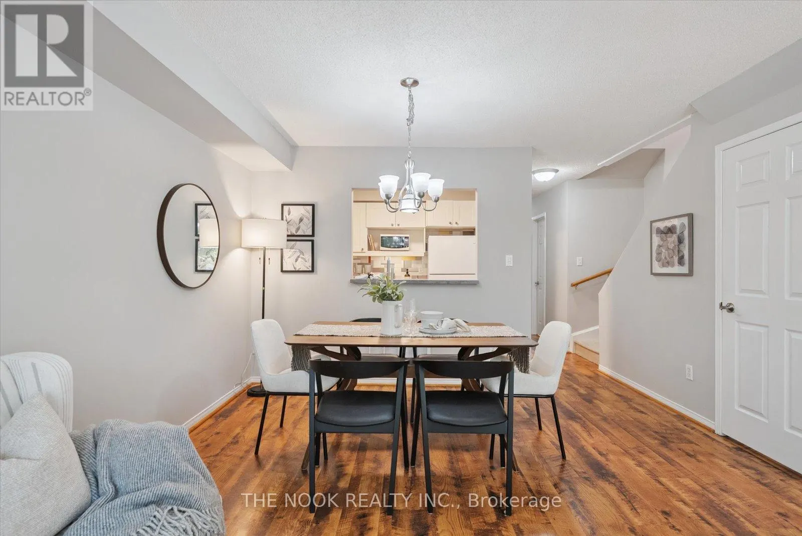 36 - 905 BAYLY STREET, #36