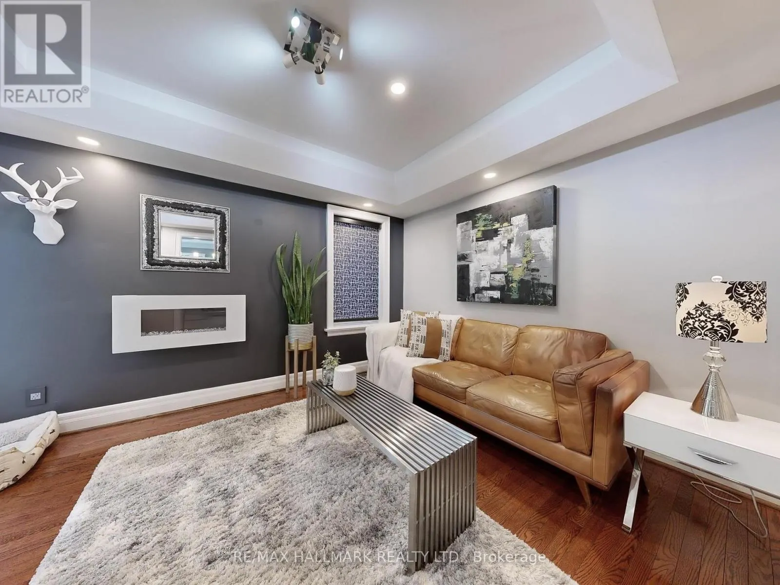 30 LARWOOD BOULEVARD