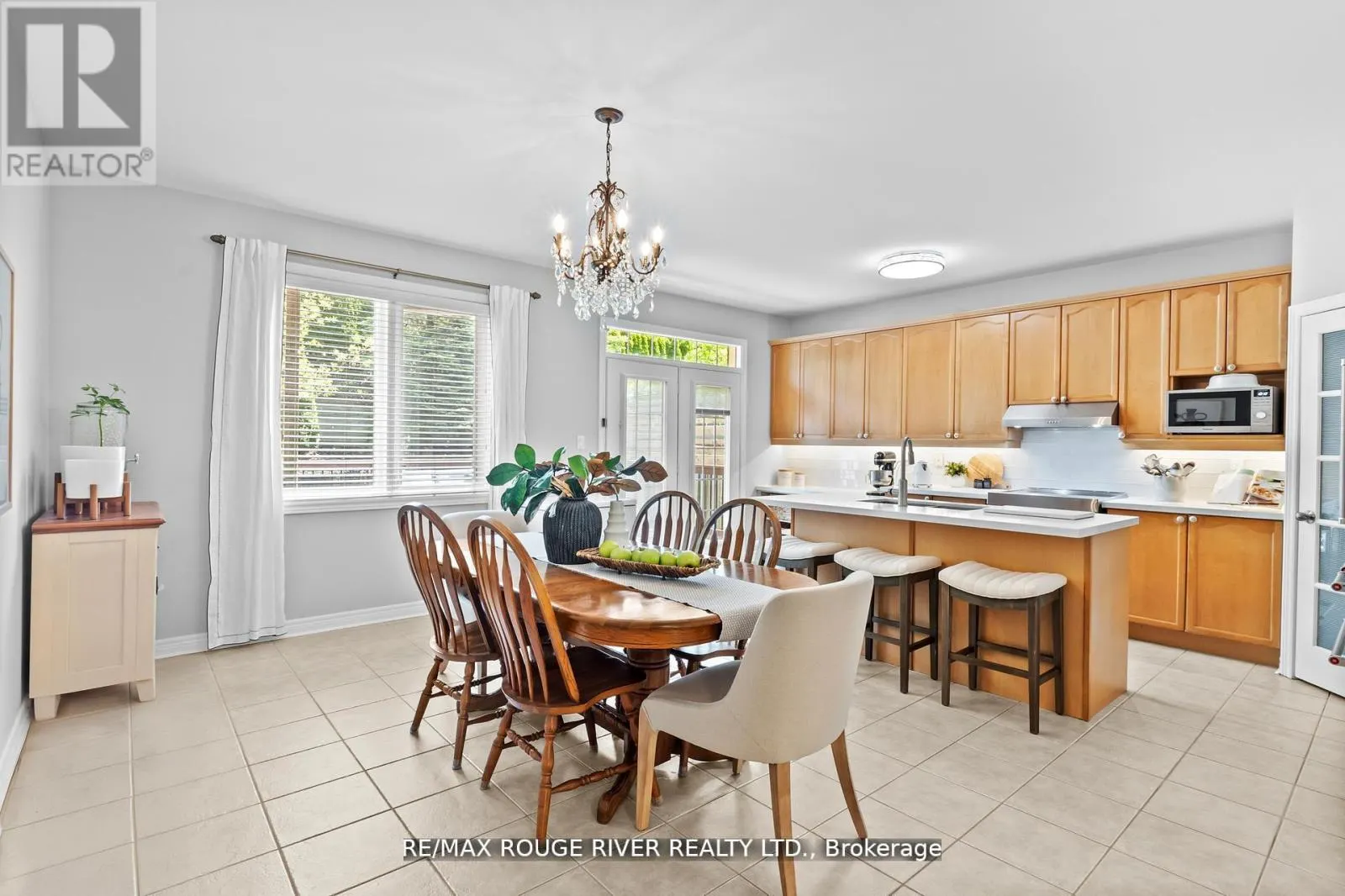11 MAPLE EDGE LANE
