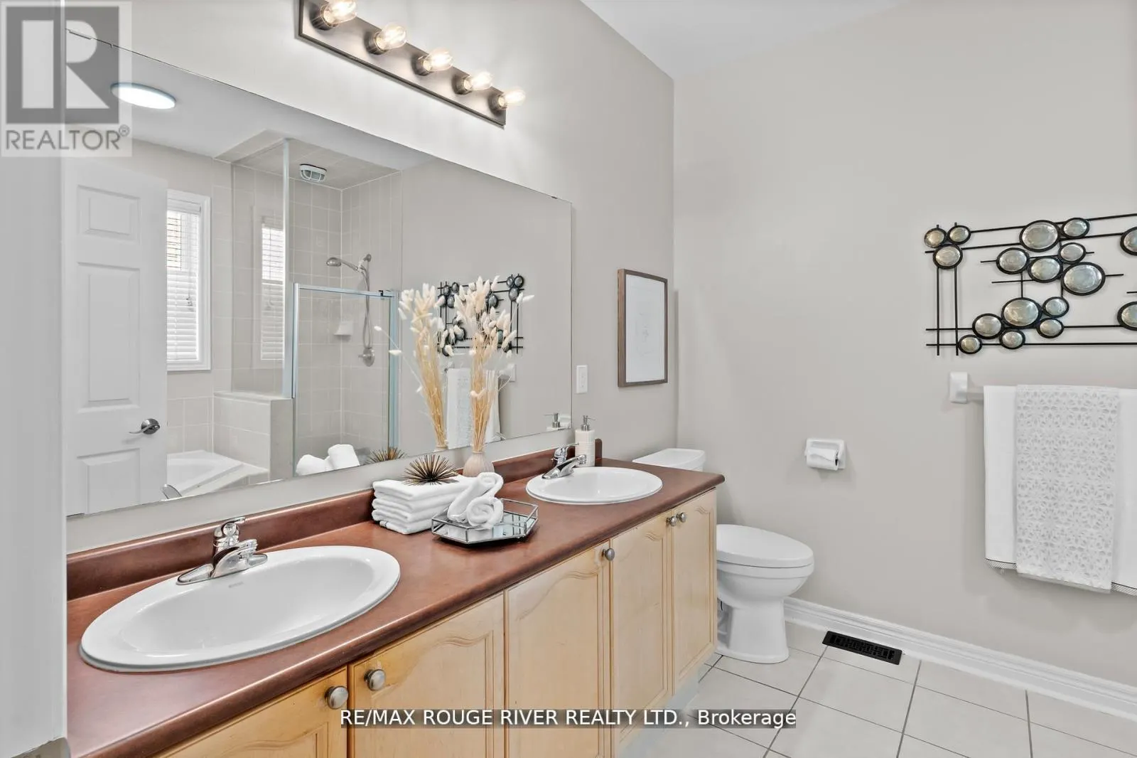 11 MAPLE EDGE LANE