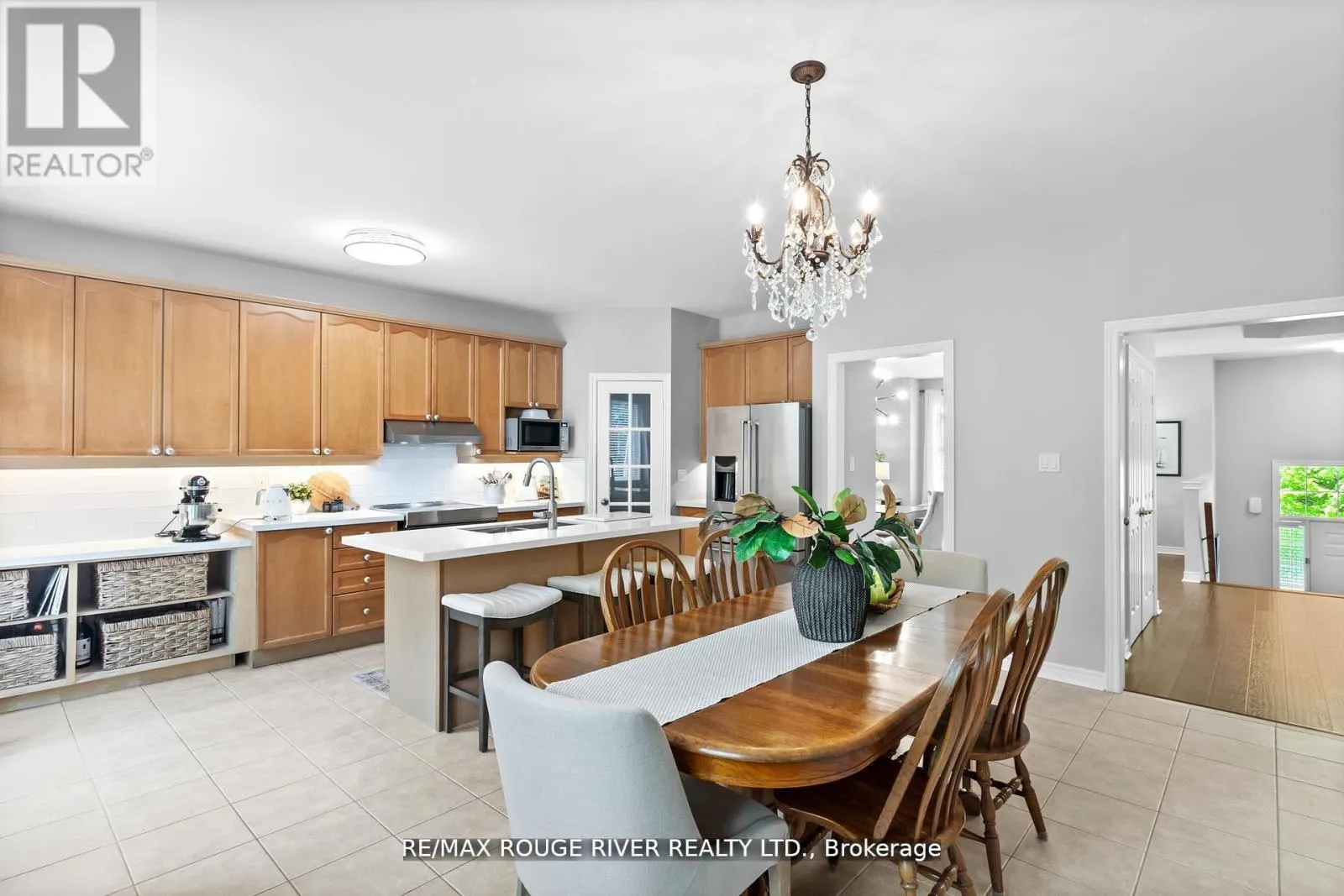 11 MAPLE EDGE LANE