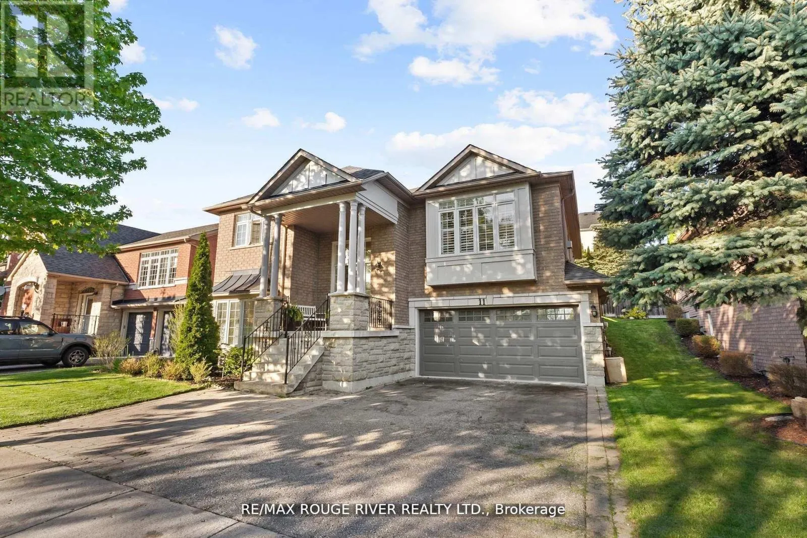 11 MAPLE EDGE LANE
