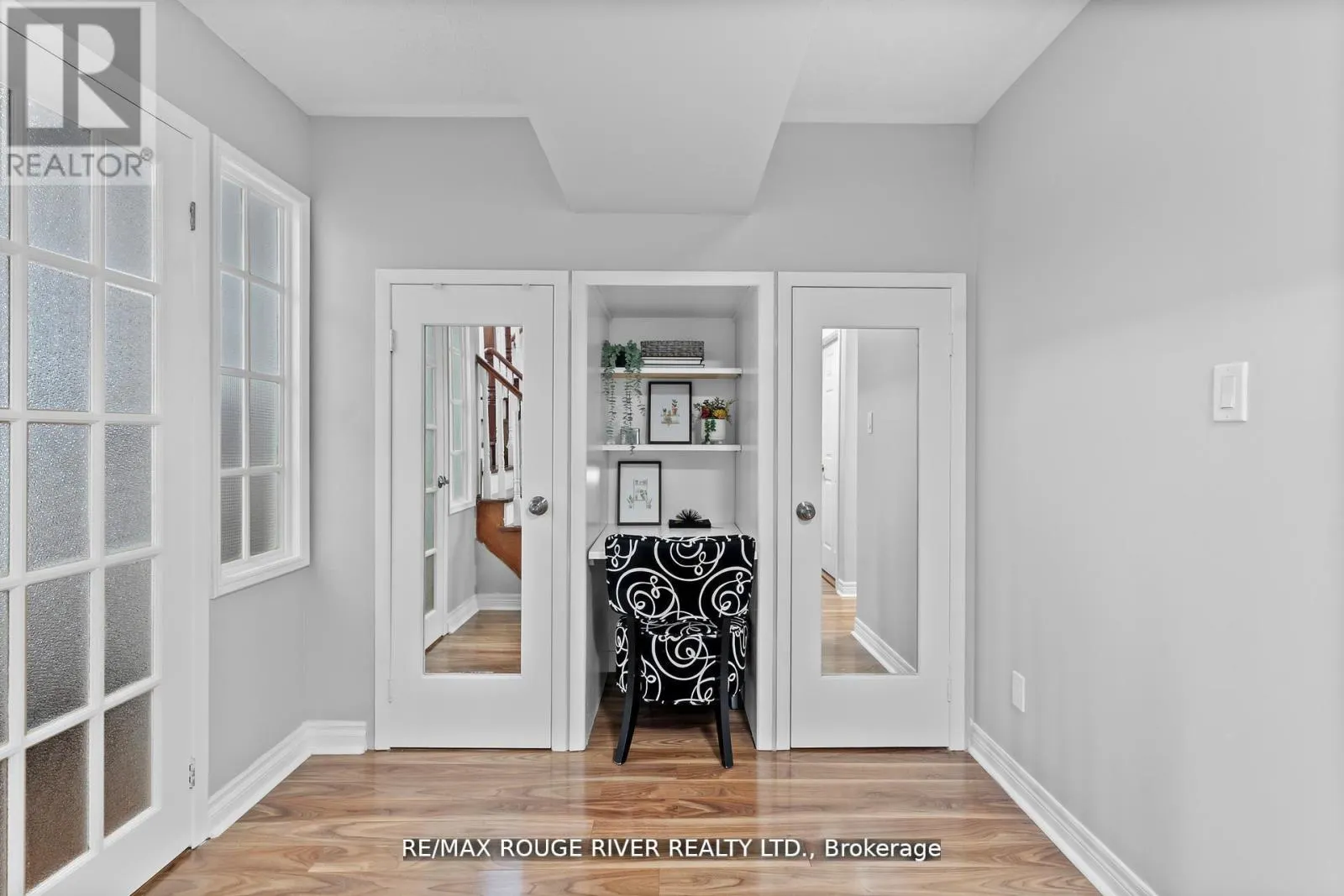 11 MAPLE EDGE LANE