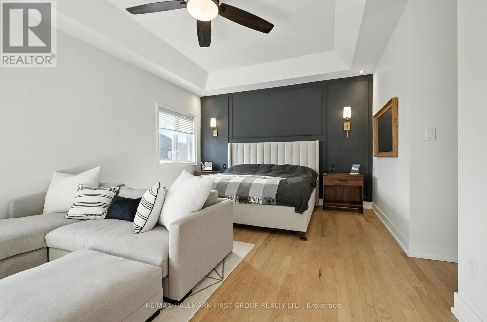 2318 CANTERBURY CRESCENT