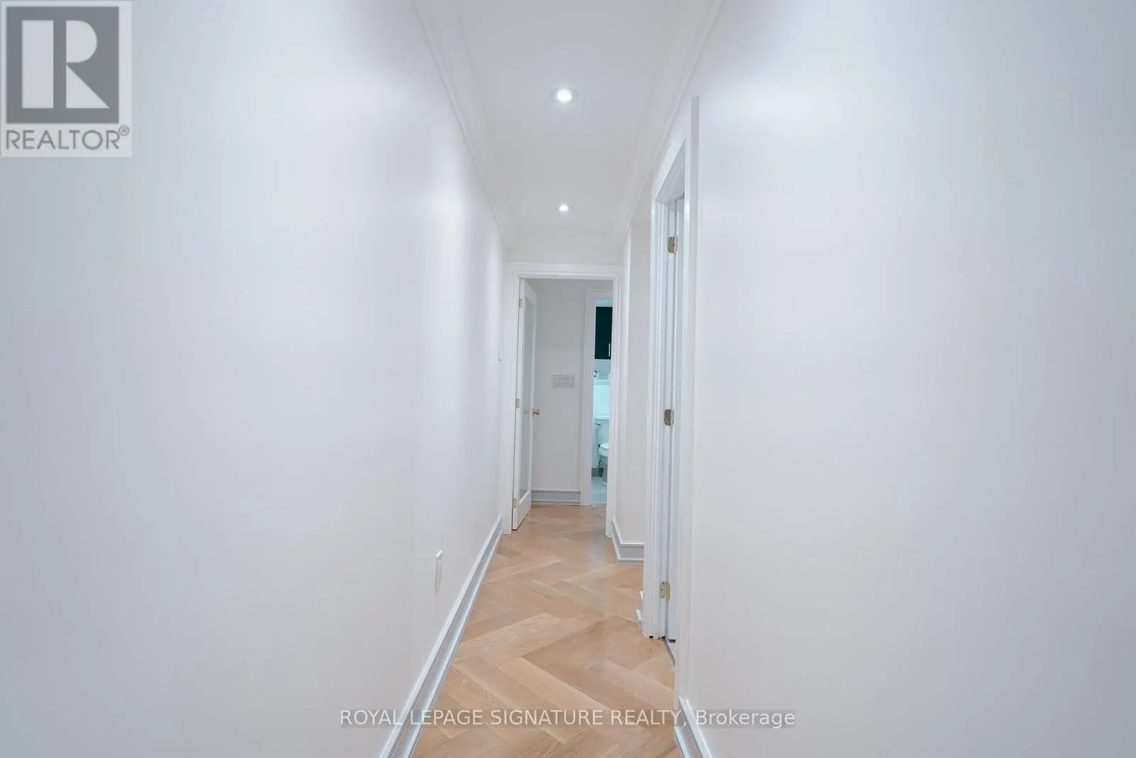 1405 - 65 HUNTINGDALE BOULEVARD