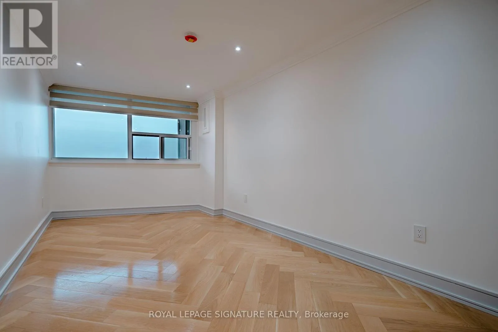 1405 - 65 HUNTINGDALE BOULEVARD