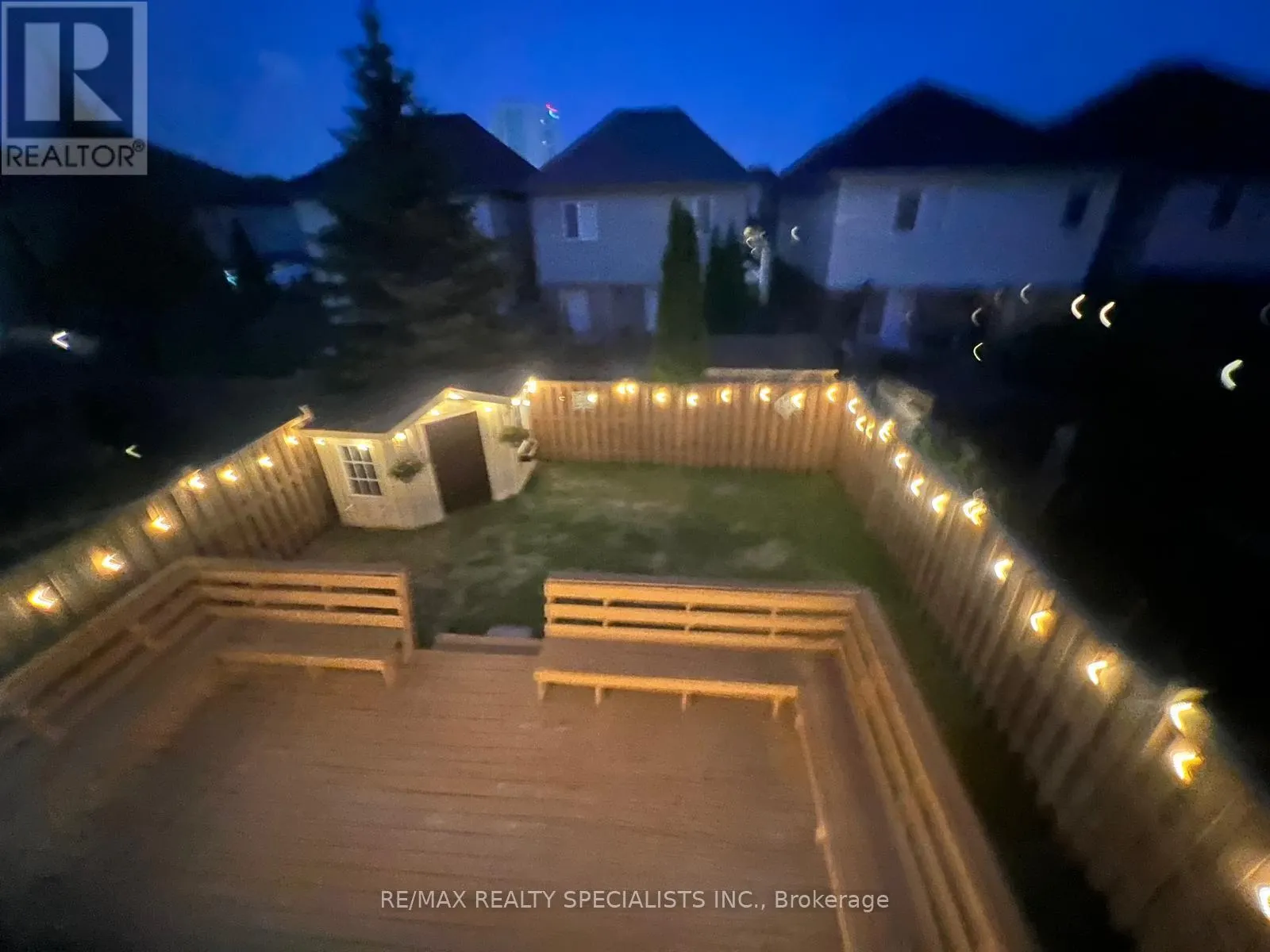 33 DONLEVY CRESCENT
