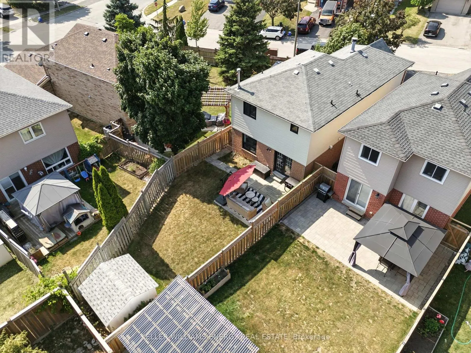 9 GLEN RAY COURT