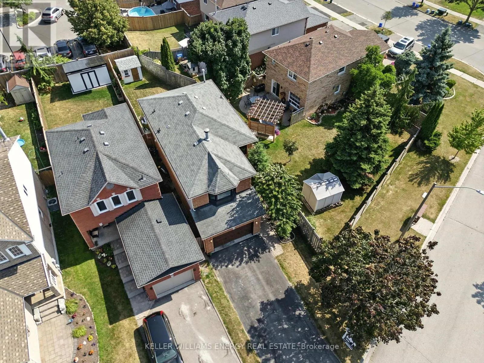 9 GLEN RAY COURT