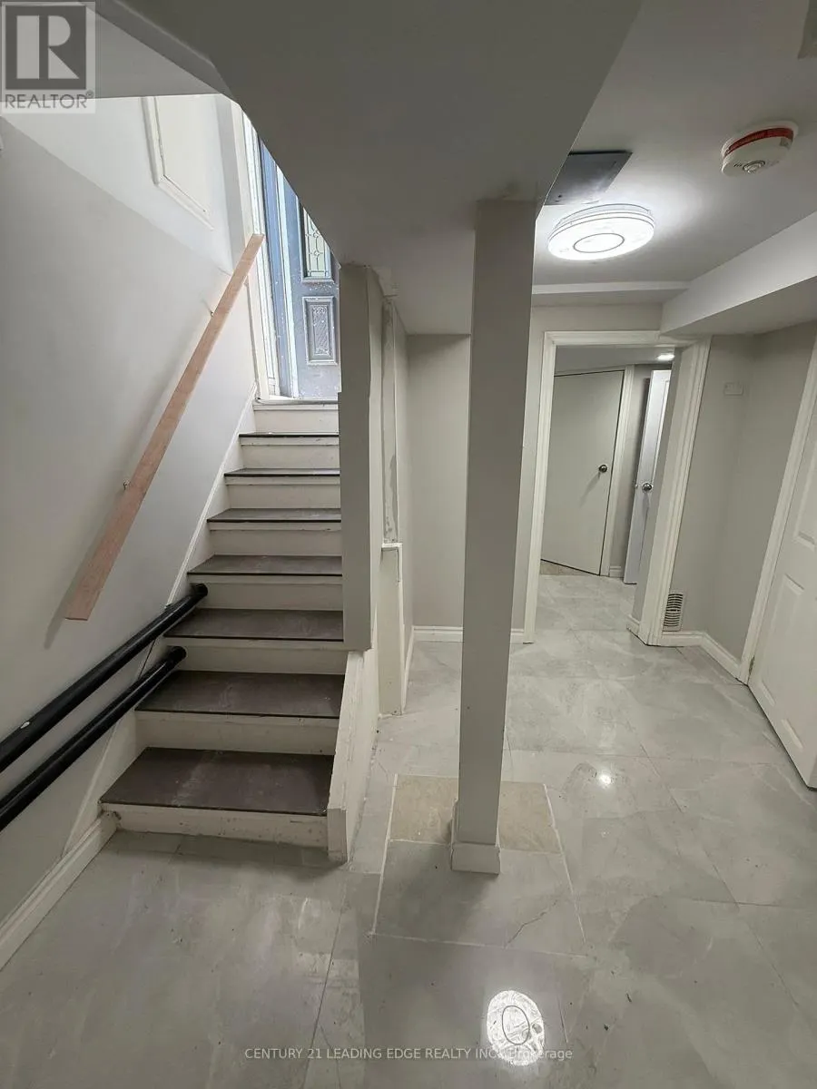 LOWER - 360 GUELPH STREET