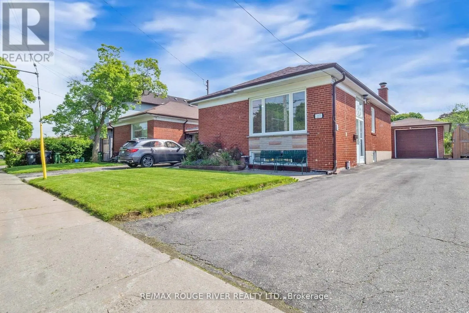 117 SHROPSHIRE DRIVE