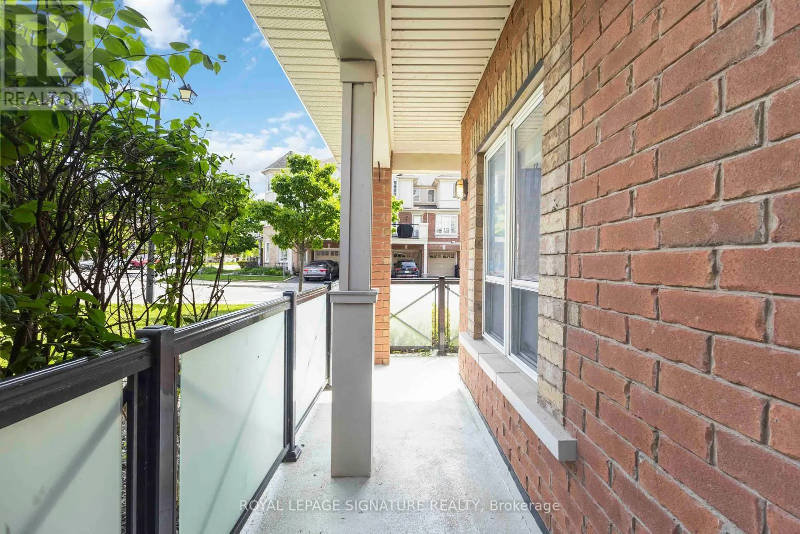 121 - 60 MENDELSSOHN STREET