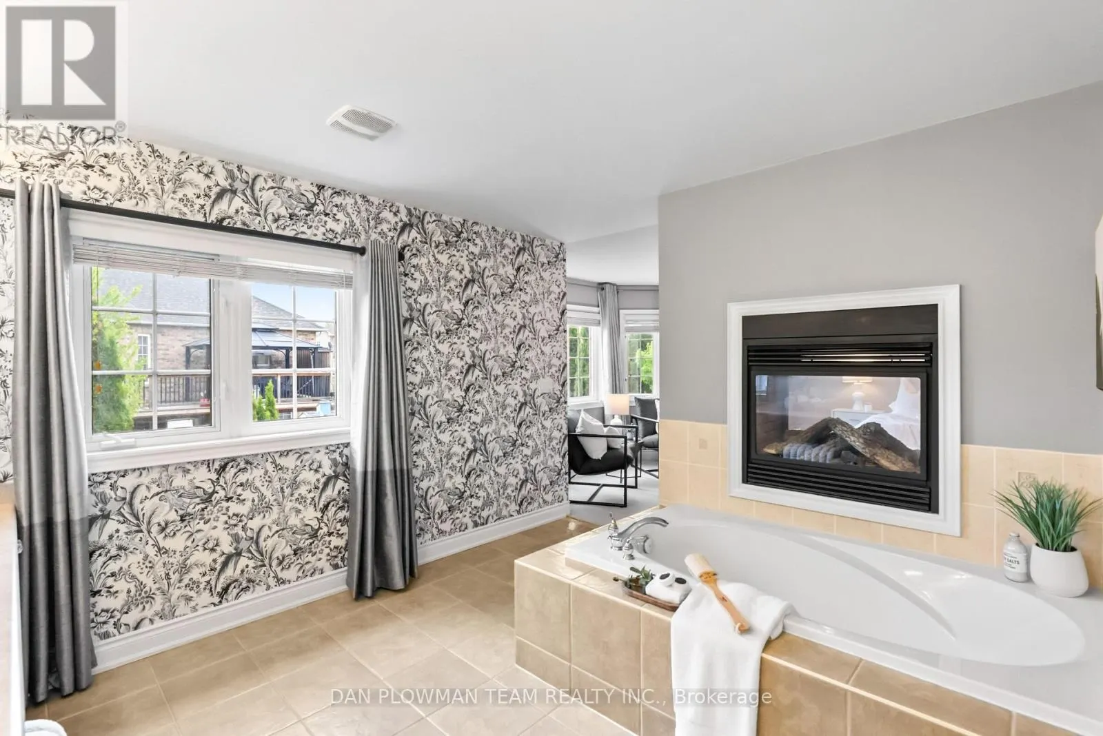 1071 COPPERFIELD DRIVE