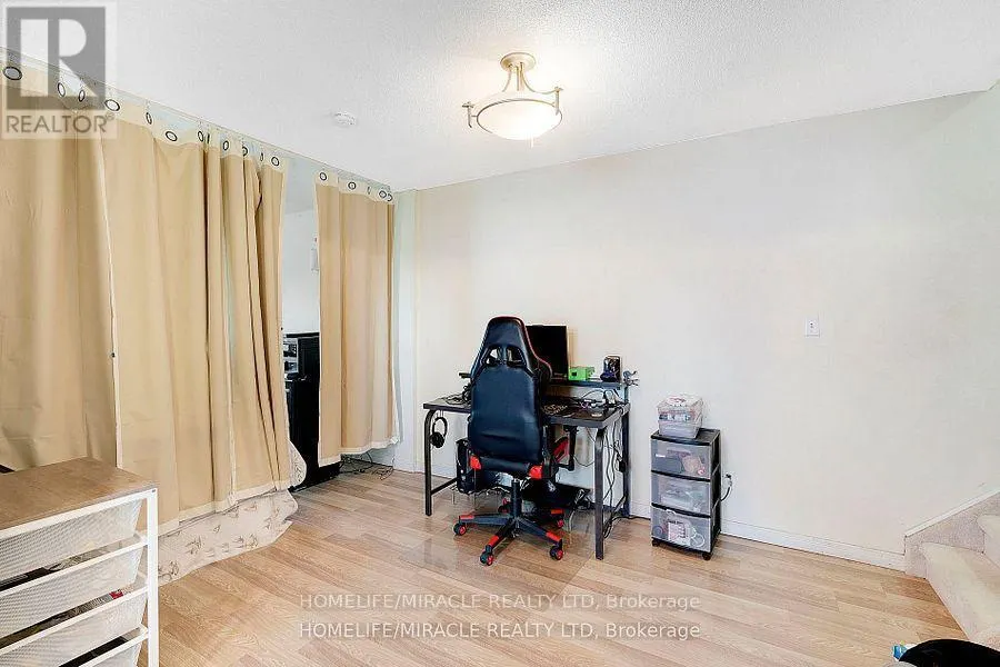 569 VETERANS ROAD