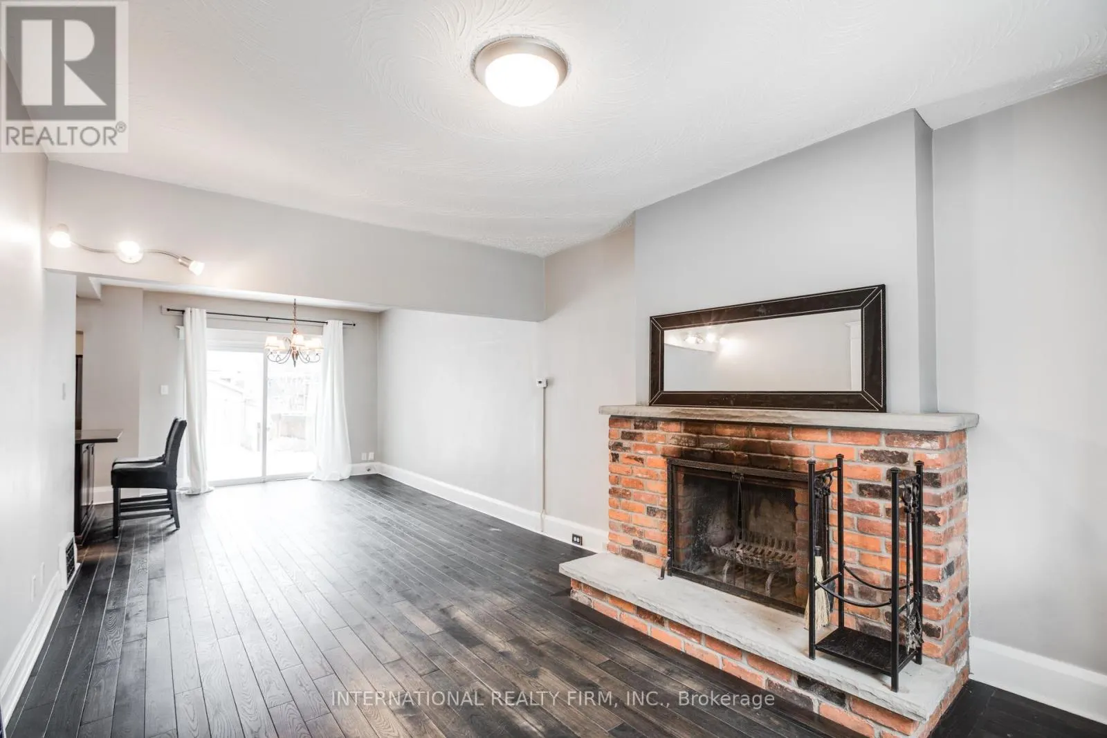 109 MONARCH PARK AVENUE