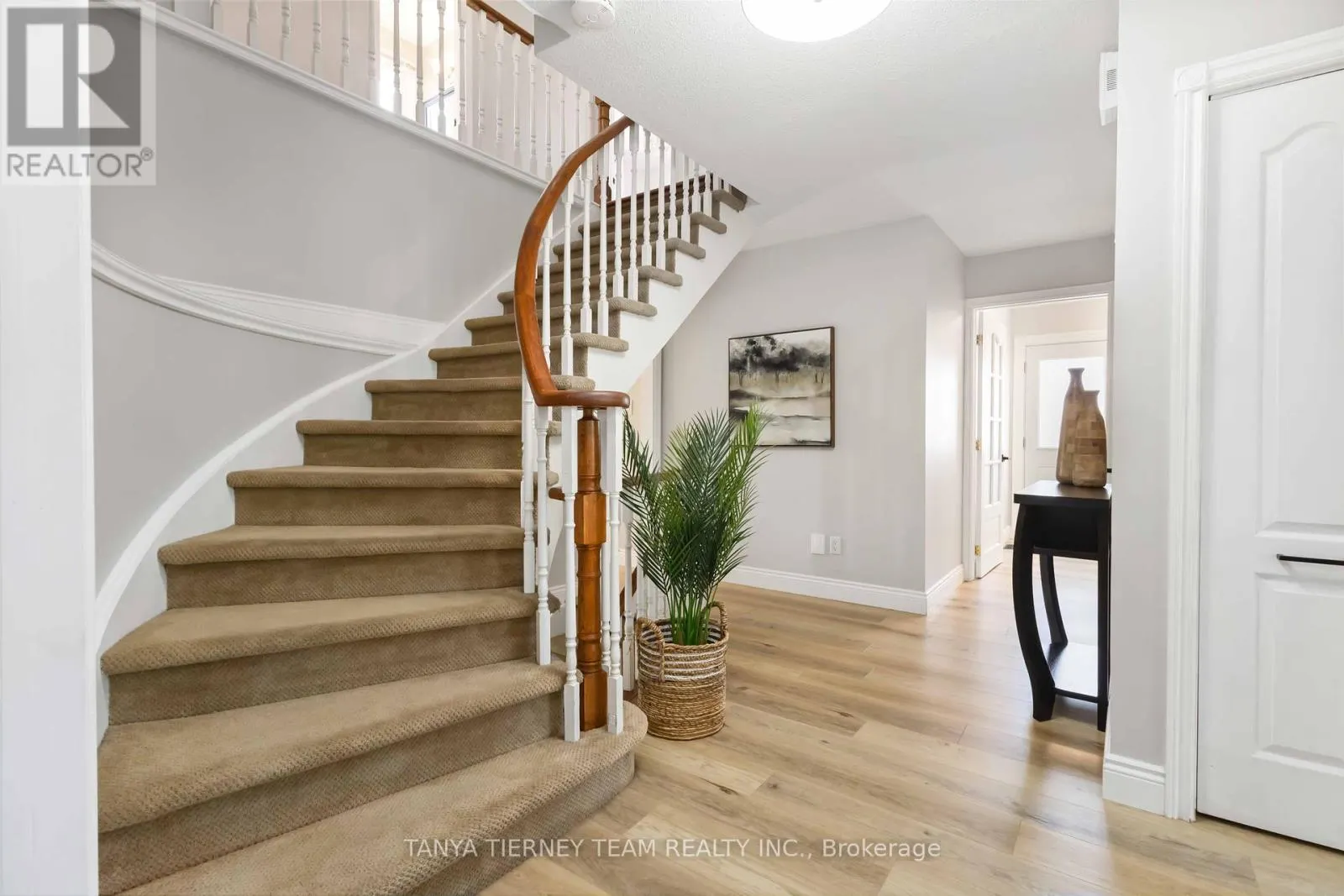 70 CANADIAN OAKS DRIVE