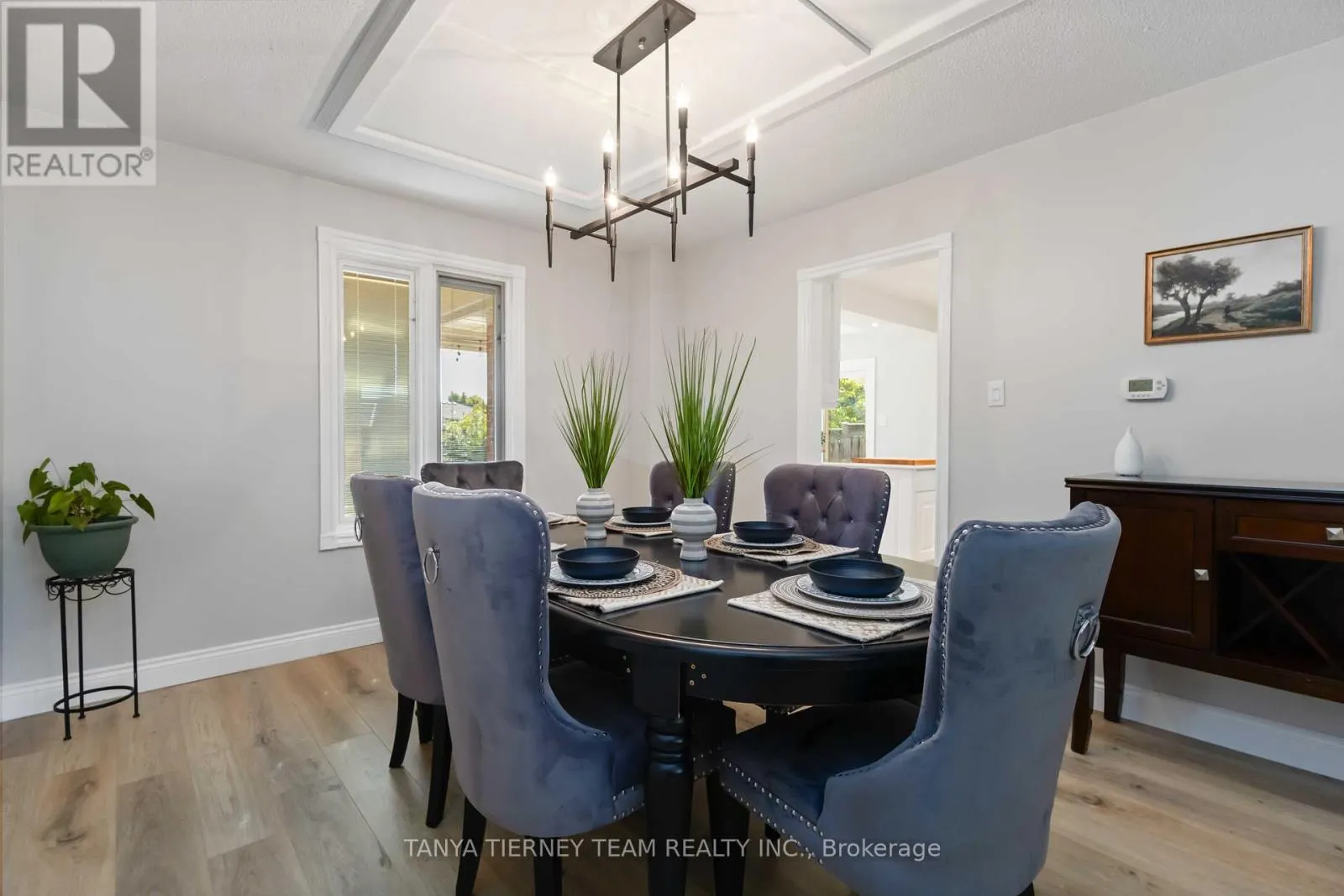 70 CANADIAN OAKS DRIVE