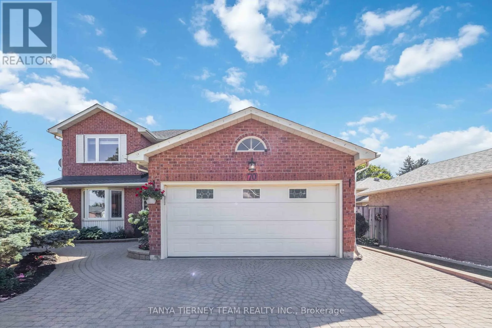 70 CANADIAN OAKS DRIVE