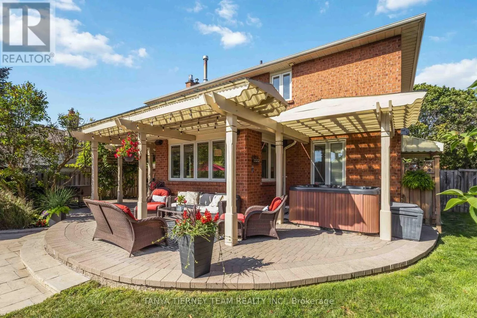 70 CANADIAN OAKS DRIVE