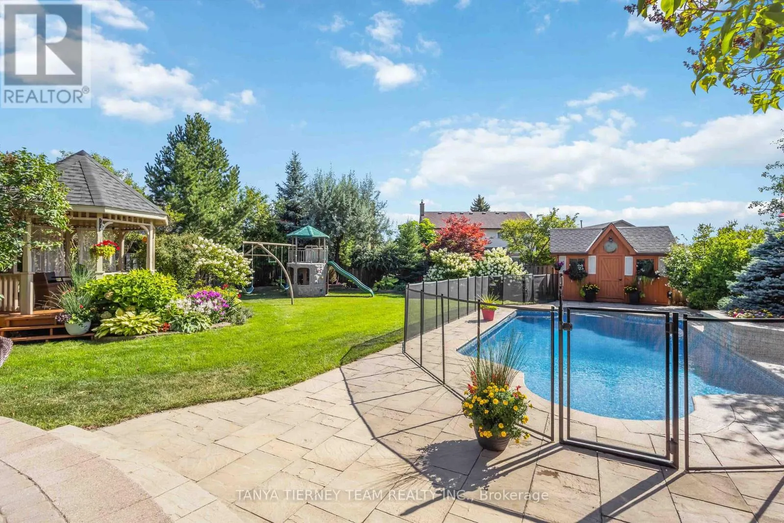 70 CANADIAN OAKS DRIVE